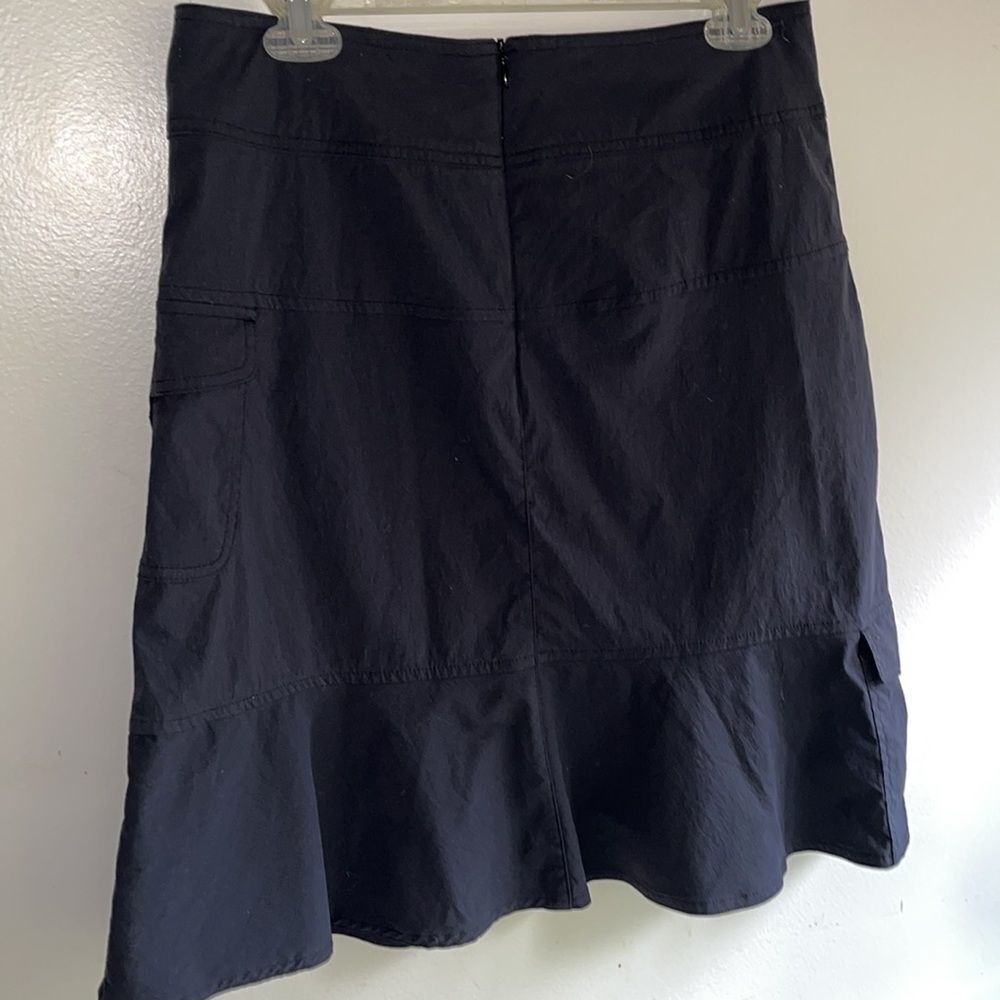 EUC ROYAL ROBBINS BLACK DISCOVERY SKIRT SIZE 4 - Picture 3 of 7